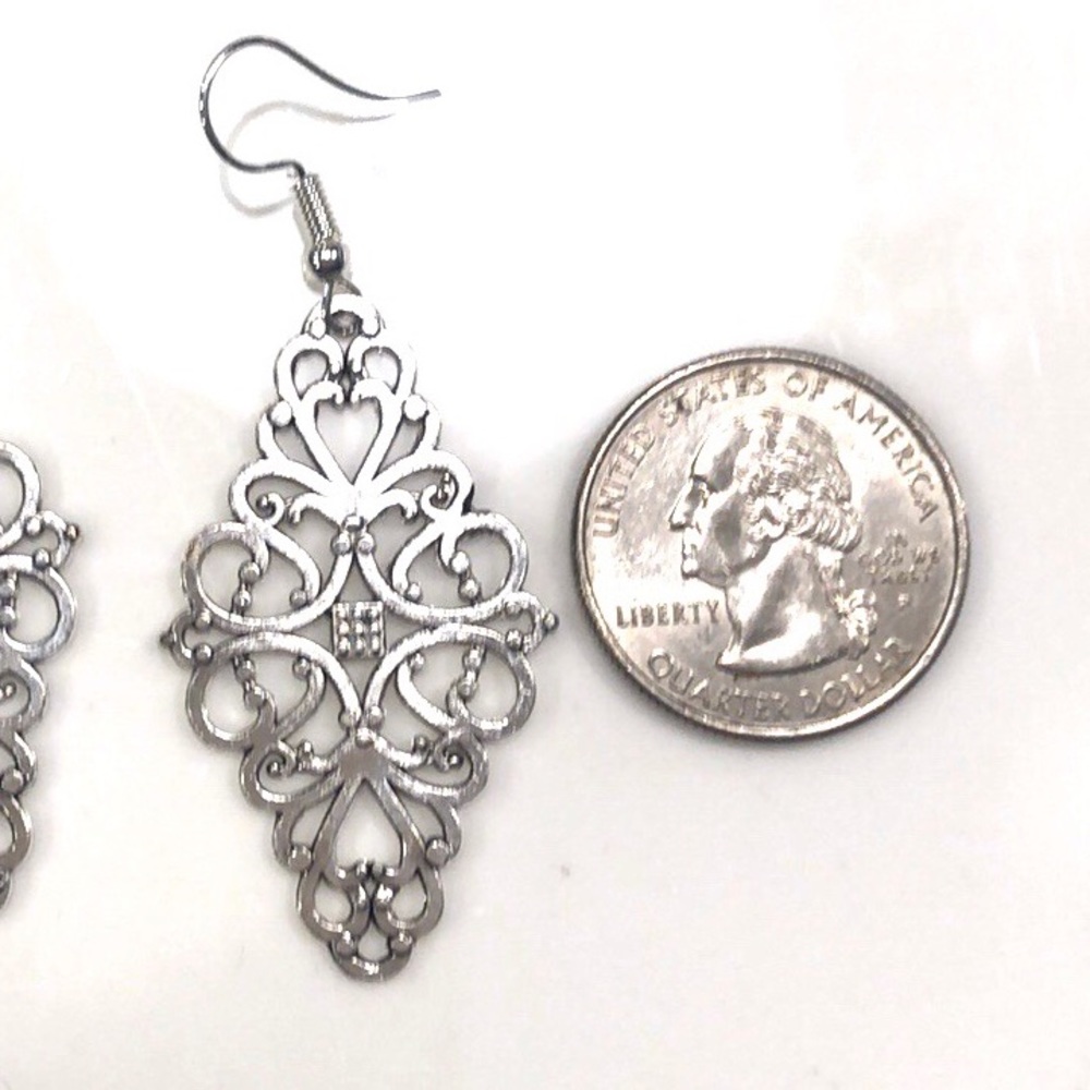925 Silver Plated Hook Decorative Earrings - Picture 3 of 3